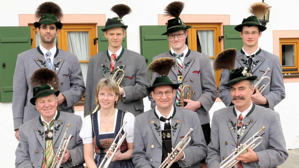h.v.l.: Hubert Höck, Albert Fischer, Ludwig Eschelbach, Christoph Kollmannsberger<br />v.v.l.: Josef Reindl, Maren Höhn, Oliver Höhn, Hans Moser